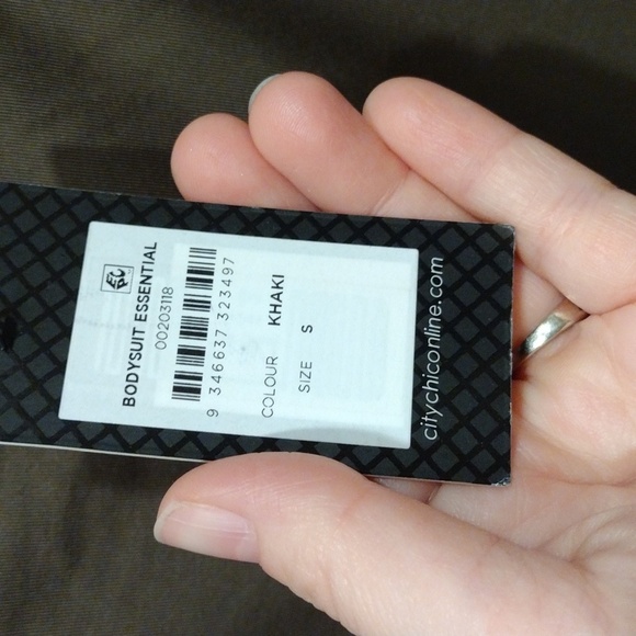 NWT City Chic Khaki Green Body Suit Essential Size S/16-Layering Casual Career - Picture 4 of 8